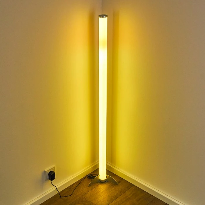 Hofstein Laugar Stehlampe LED Silber, 1-flammig, Fernbedienung, Farbwechsler – Bild 20